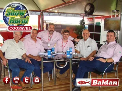 Srs. Vagão, Raul Capparelli, Sérgio Martins e Walter Baldan Filho c/ nossos clientes da Shark.