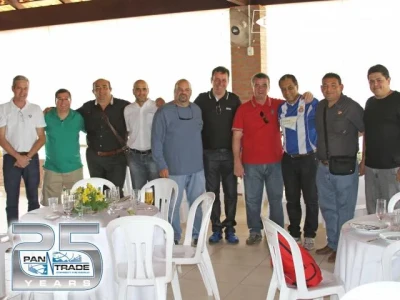 Srs. Renato Mastropietro, Sidney, Celso Ruiz, Walter Baldan Filho e Rodinei c/ clientes da Venezuela e Porto Rico.