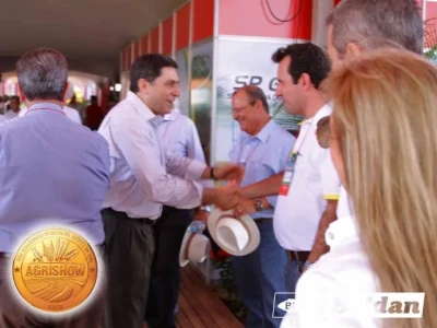 Sr. Luiz Carlos Trabuco Cappi - Presidente do Bradesco cumprimenta o Sr. Celso Ruiz