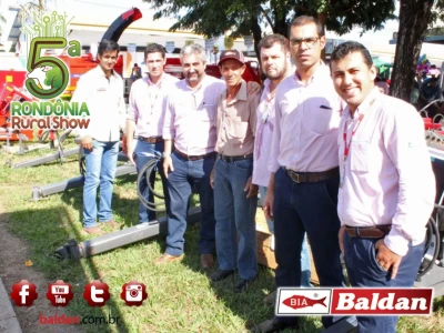 Equipe Baldan e Tractor Terra c/ o Sr. Eduardo Ferreira de Vasconcelos.